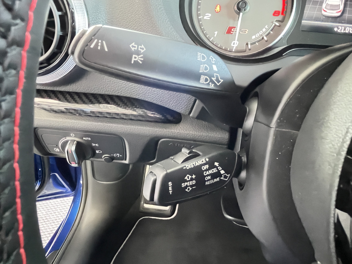 AUDI S3 SPORTBACK 2,0 TFSI 300 QUATTRO  GPS REGULATEUR ADAPTATIF DRIVE SELECT JANTES ROTOR BI- XENON PARK PILOT  EXCELLENT ETAT