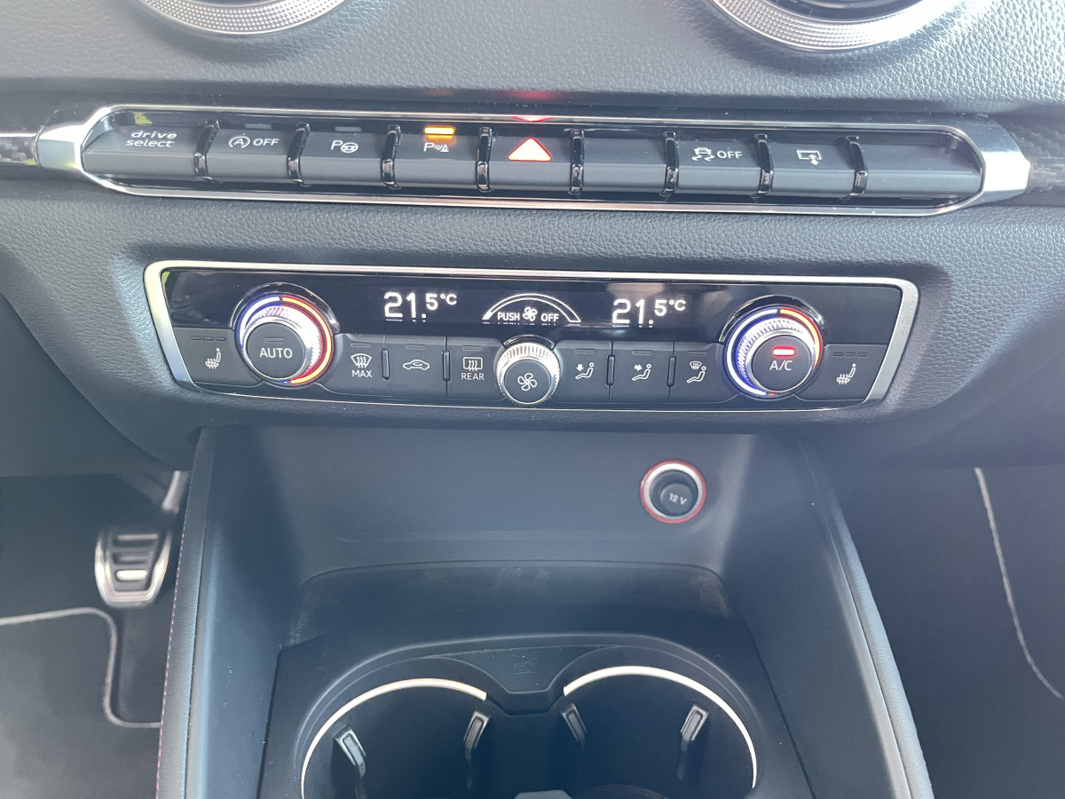 AUDI S3 SPORTBACK 2,0 TFSI 300 QUATTRO  GPS REGULATEUR ADAPTATIF DRIVE SELECT JANTES ROTOR BI- XENON PARK PILOT  EXCELLENT ETAT