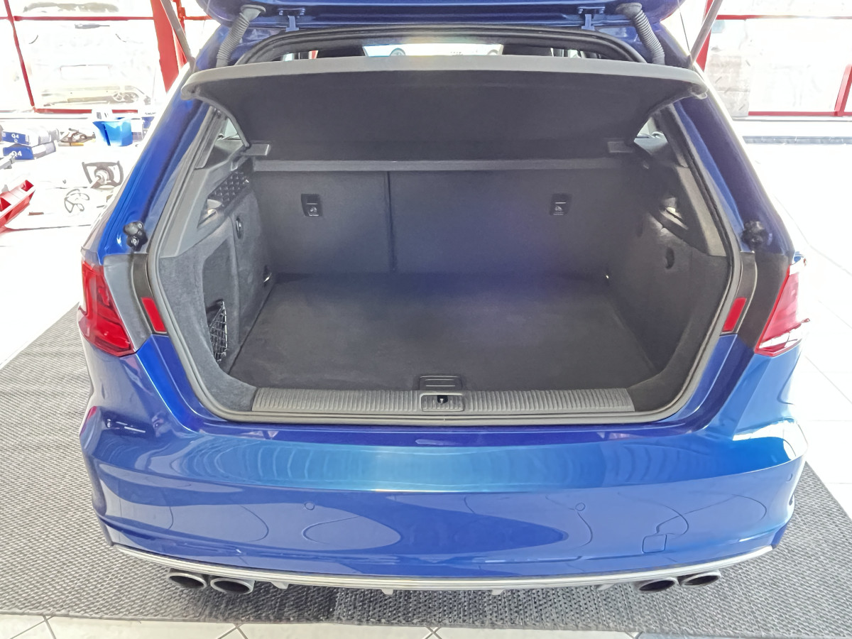 AUDI S3 SPORTBACK 2,0 TFSI 300 QUATTRO  GPS REGULATEUR ADAPTATIF DRIVE SELECT JANTES ROTOR BI- XENON PARK PILOT  EXCELLENT ETAT