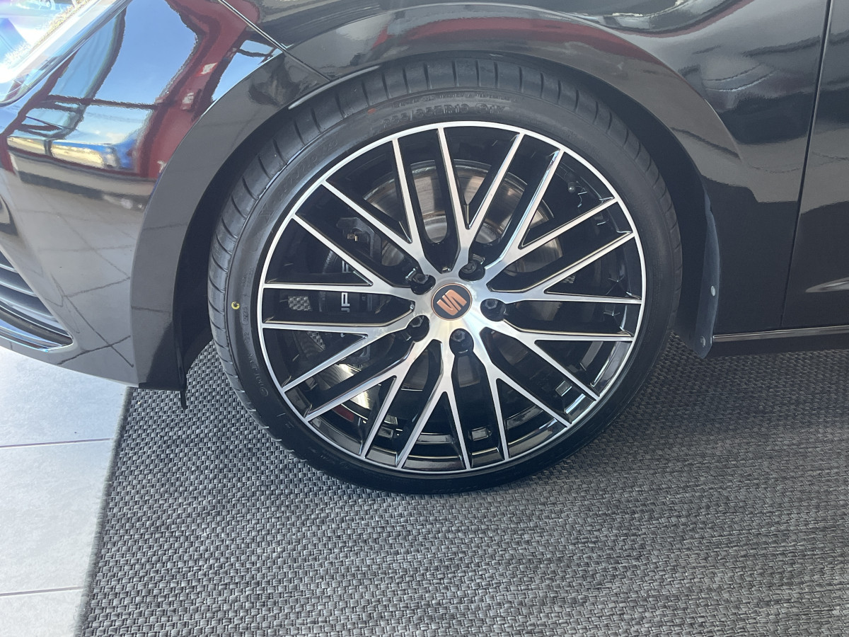 SEAT LEON CUPRA 2,0 TSI 290 DSG7 GPS TOIT PANORAMIQUE  ACC DCC  REGULATEUR ADAPTATIF APPLE CARPLAY FULL LED HIFI BEATS PARK PILOT EXCELLENT ETAT