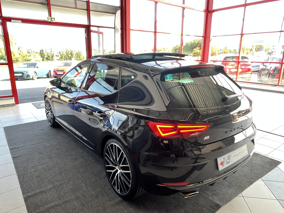 SEAT LEON CUPRA 2,0 TSI 290 DSG7 GPS TOIT PANORAMIQUE  ACC DCC  REGULATEUR ADAPTATIF APPLE CARPLAY FULL LED HIFI BEATS PARK PILOT EXCELLENT ETAT