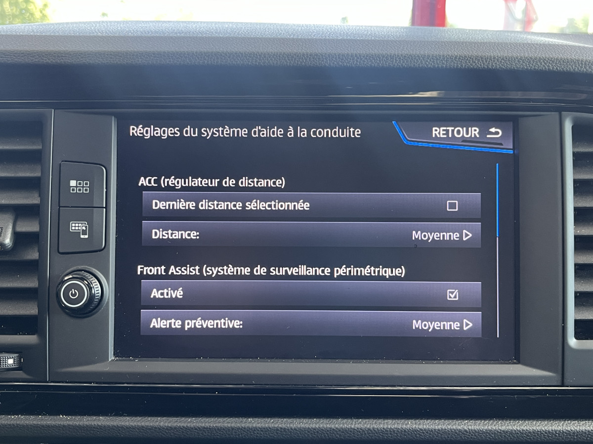 SEAT LEON CUPRA 2,0 TSI 290 DSG7 GPS TOIT PANORAMIQUE  ACC DCC  REGULATEUR ADAPTATIF APPLE CARPLAY FULL LED HIFI BEATS PARK PILOT EXCELLENT ETAT