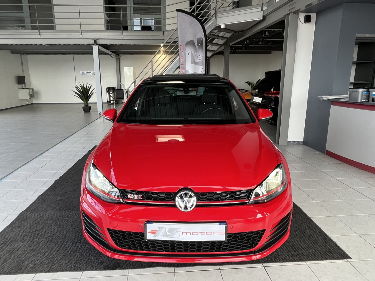 VOLKSWAGEN GOLF 7 2,0 TSI 230 PERFORMANCE DSG6 TOIT PANORAMIQUE OUVRANT  GPS  KEYLESS BI-XENON  PARK PILOT  JANTES 18  TRES BON ETAT
