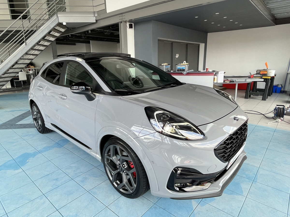 FORD PUMA ST 1,5 200  PACK PERF GPS CAMERA  TOIT PANORAMIQUE FEUX FULL LED HIFI B&O APPLE CAR PLAY PACK HIVER  KEYLESS FULL OPTIONS ETAT NEUF