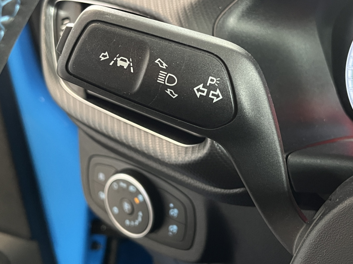 FORD FIESTA ST 1,5 200 EDITION LIMITED PACK PERF GPS CAMERA REGULATEUR HIFI B&O PACK HIVER FULL LED KEYLESS SUSPENSION PERFORMANCE FORD  ETAT NEUF