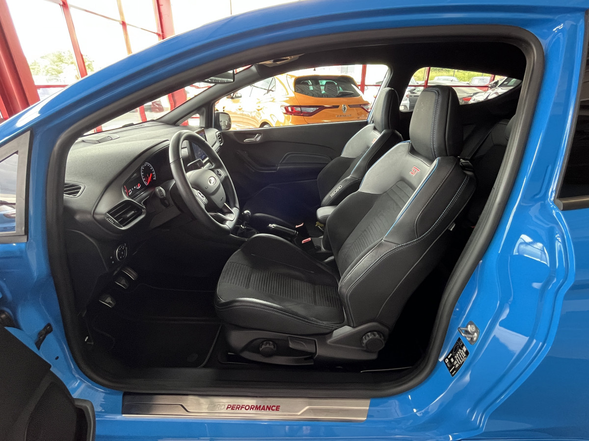 FORD FIESTA ST 1,5 200 EDITION LIMITED PACK PERF GPS CAMERA REGULATEUR HIFI B&O PACK HIVER FULL LED KEYLESS SUSPENSION PERFORMANCE FORD  ETAT NEUF