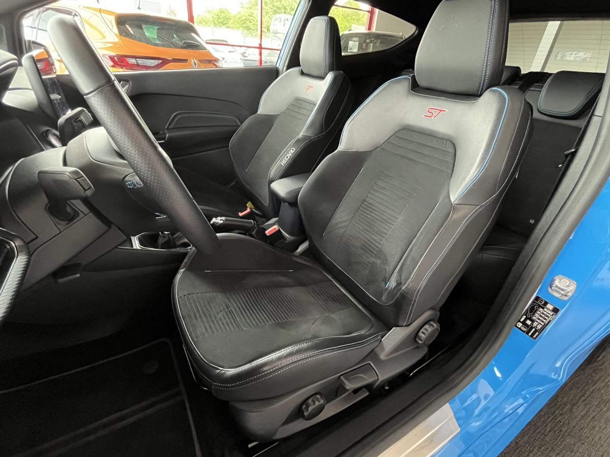 FORD FIESTA ST 1,5 200 EDITION LIMITED PACK PERF GPS CAMERA REGULATEUR HIFI B&O PACK HIVER FULL LED KEYLESS SUSPENSION PERFORMANCE FORD  ETAT NEUF