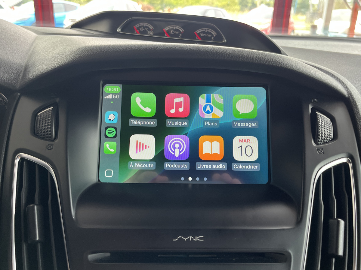 FORD FOCUS ST 2,0 250  GPS  REGULATEUR LIMITEUR BI XENON APPLE KEYLESS  CARPLAY PARK PILOT PACK HIVER RECARO  BLUETOOTH EXCELLENT ETAT