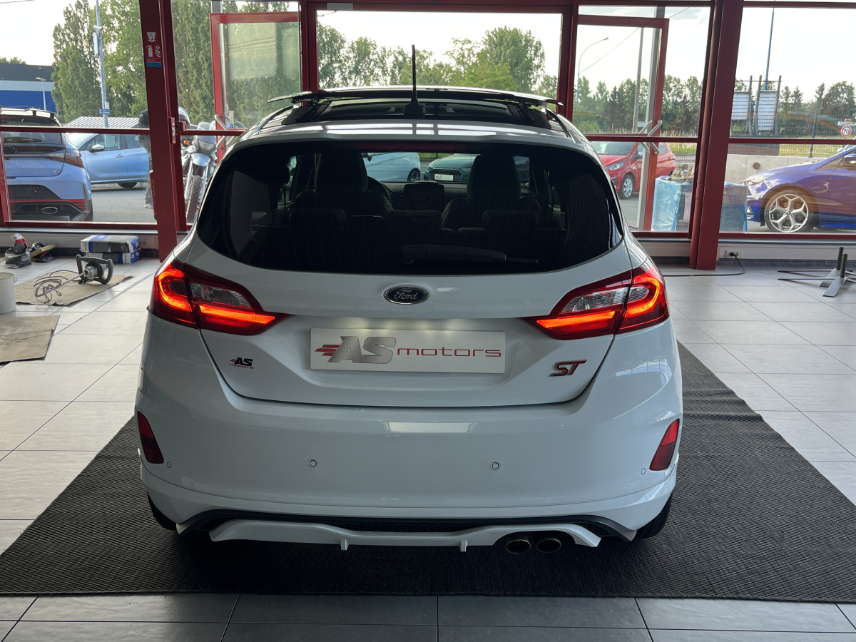 FORD FIESTA ST 1,5 200 TOIT PANORAMIQUE  GPS  KEYLESS APPLE CARPLAY FULL LED BLUETOOTH HIFI B&O REGULATEUR LIMITEUR PACK HIVER PARK PILOT JANTES 18 EXCELLENT ETAT