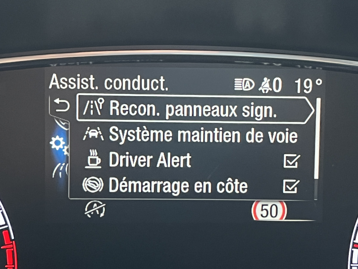 FORD FIESTA ST 1,5 200 TOIT PANORAMIQUE  GPS  KEYLESS APPLE CARPLAY FULL LED BLUETOOTH HIFI B&O REGULATEUR LIMITEUR PACK HIVER PARK PILOT JANTES 18 EXCELLENT ETAT