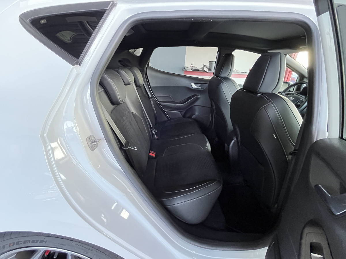 FORD FIESTA ST 1,5 200 TOIT PANORAMIQUE  GPS  KEYLESS APPLE CARPLAY FULL LED BLUETOOTH HIFI B&O REGULATEUR LIMITEUR PACK HIVER PARK PILOT JANTES 18 EXCELLENT ETAT