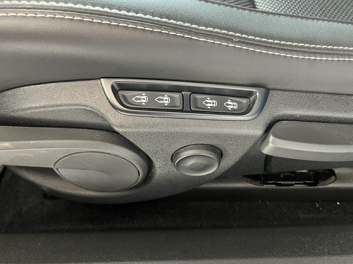 OPEL ASTRA GTC OPC 2,0 TURBO 280 PACK PERFORMANCE HIFI INFINITY GPS SIEGES RECARO PERF JANTES 20 BI-XENON PACK APPARENCE FREIN BREMBO PARK PILOT  EXCELLENT ETAT