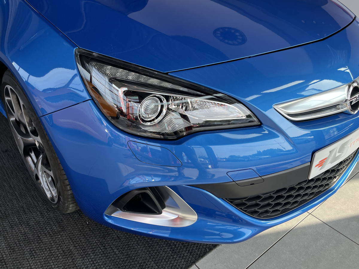 OPEL ASTRA GTC OPC 2,0 TURBO 280 PACK PERFORMANCE HIFI INFINITY GPS SIEGES RECARO PERF JANTES 20 BI-XENON PACK APPARENCE FREIN BREMBO PARK PILOT  EXCELLENT ETAT