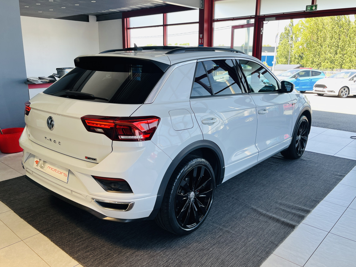 VOLKSWAGEN T-ROC 2,0 TSI 190 R-LINE DSG7 4MOTION TOIT PANORAMIQUE OUVRANT APPLE CARPLAY  DMS  ACC GPS CAMERA VIRTUAL COCKPIT HIFI BEATS FULL LED REGULATEUR LIMITEUR JANTE 19 EXCELLENT ETAT
