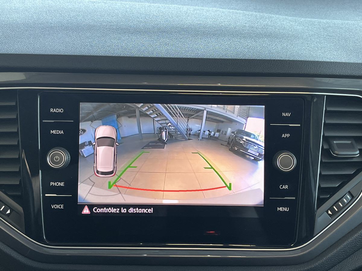 VOLKSWAGEN T-ROC 2,0 TSI 190 R-LINE DSG7 4MOTION TOIT PANORAMIQUE OUVRANT APPLE CARPLAY  DMS  ACC GPS CAMERA VIRTUAL COCKPIT HIFI BEATS FULL LED REGULATEUR LIMITEUR JANTE 19 EXCELLENT ETAT