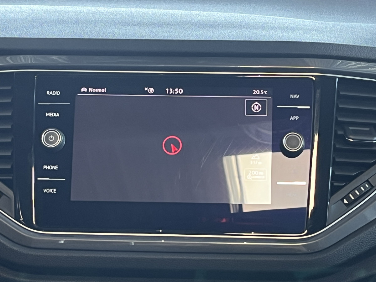 VOLKSWAGEN T-ROC 2,0 TSI 190 R-LINE DSG7 4MOTION TOIT PANORAMIQUE OUVRANT APPLE CARPLAY  DMS  ACC GPS CAMERA VIRTUAL COCKPIT HIFI BEATS FULL LED REGULATEUR LIMITEUR JANTE 19 EXCELLENT ETAT