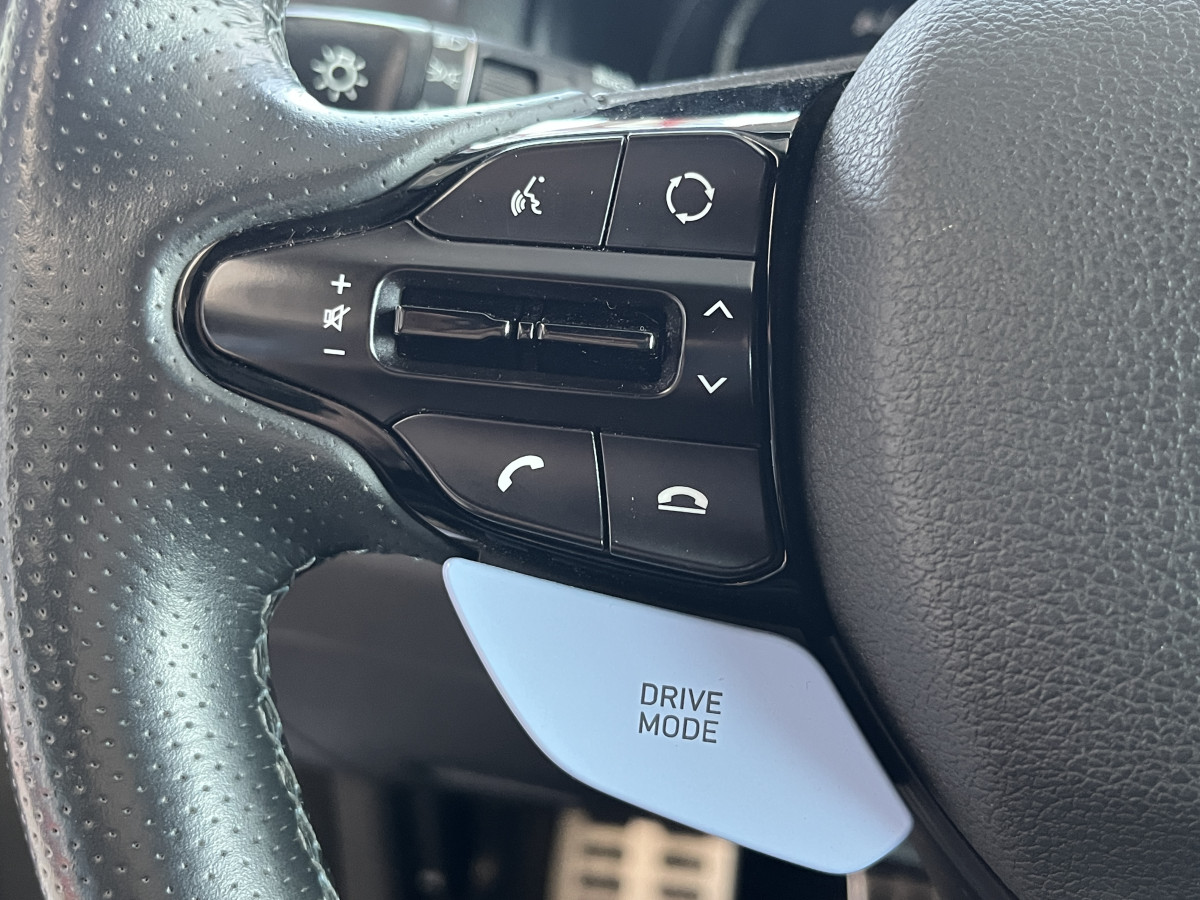 HYUNDAI I 30 N 2,0 T-GDI  275 109 DB GPS CAMERA APPLE CARPLAY KEYLESS DIFFERENTIEL A GLISSERMENT REGULATEUR LIMITEUR FEUX LED EXCELLENT ETAT