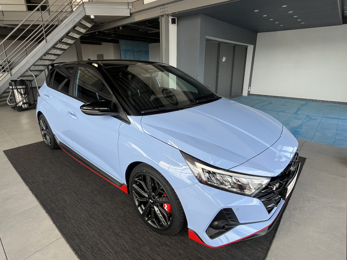 HYNDAI I20 N 1,6 T-GDI 204 GPS CAMERA APPLE CARPLAY REGULATEUR LIMITEUR KEYLESS VIRTUAL COCKPIT DRIVE SELECT HIFI BOSE FULL LED DIFFERENTIEL A GLISSEMENT ETAT NEUF