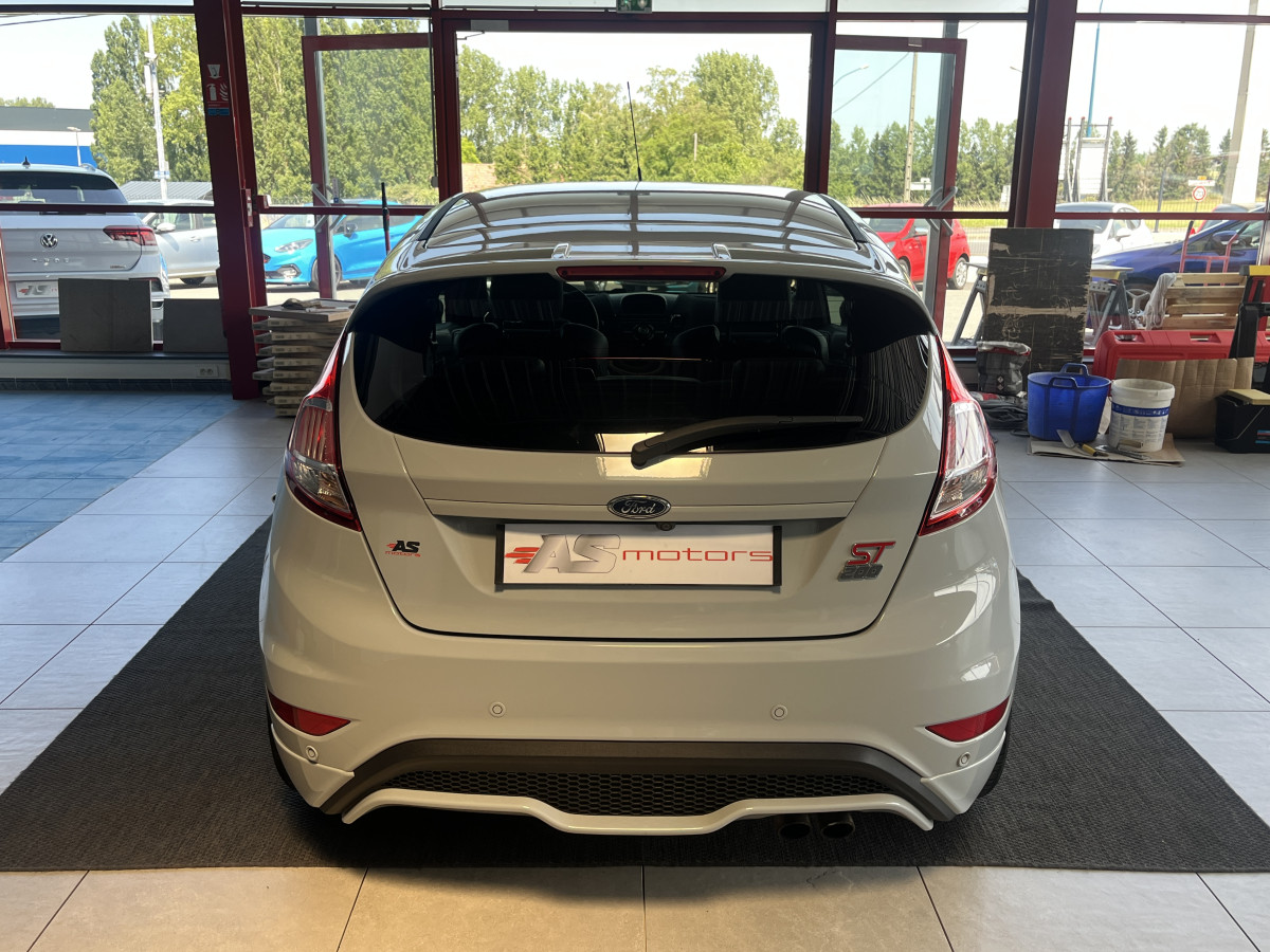 FORD FIESTA ST 1,6 200 EDITION LIMITED PACK PERF CAMERA  REGULATEUR KEYLESS RECARO SONY PARK PILOT BLUETOOTH JANTES 17 ETAT COLLECTOR