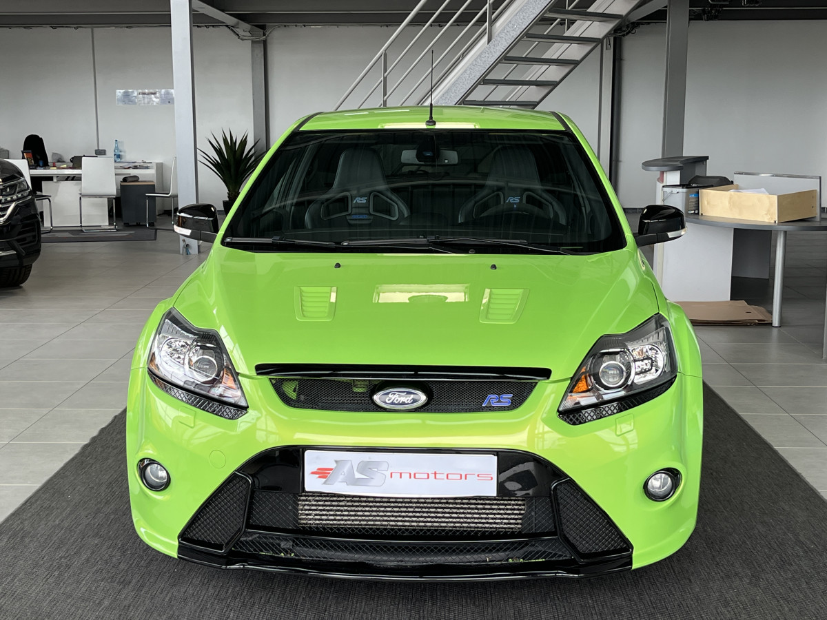 FORD FOCUS RS 2,5 305  PACK ELECTRIQUE GPS CAMERA PACK HIVER BLUETOOTH KEYLESS BI-XENON JANTES 19 SIEGES RECARO  DEUXIEME MAIN EXCELLENT ETAT