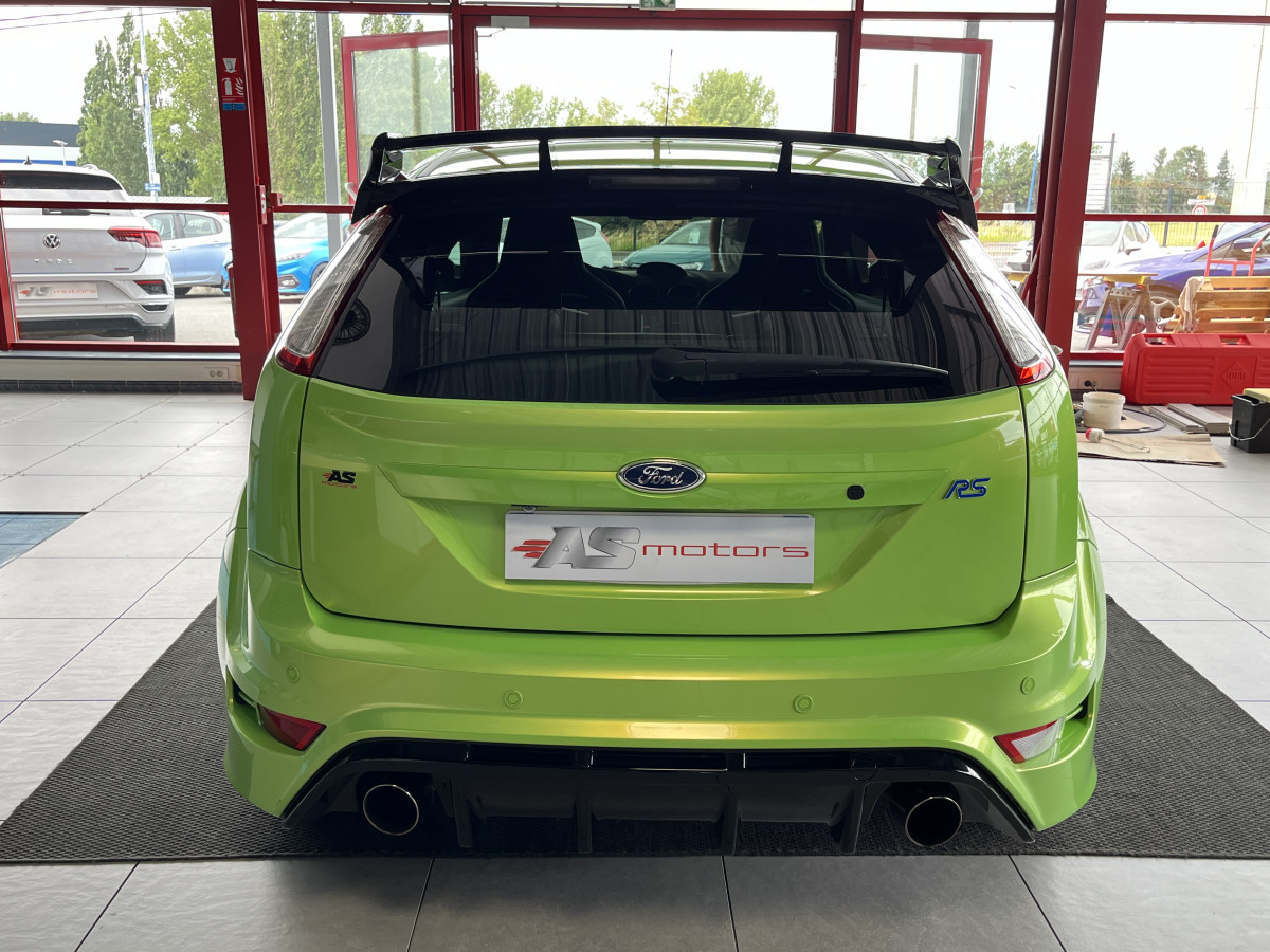 FORD FOCUS RS 2,5 305  PACK ELECTRIQUE GPS CAMERA PACK HIVER BLUETOOTH KEYLESS BI-XENON JANTES 19 SIEGES RECARO  DEUXIEME MAIN EXCELLENT ETAT