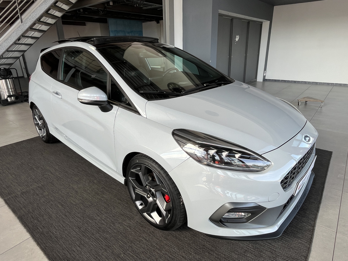 FORD FIESTA ST 1,5 200 PACK PERFORMANCE LAUNCH CONTROL DIFFERENTIEL TOIT PANO  GPS  KEYLESS APPLE CARPLAY FULL LED PARK PILOT BLUETOOTH HIFI B&O REGULATEUR LIMITEUR ECHAPPEMENT MILTEK EXCELLENT ETAT
