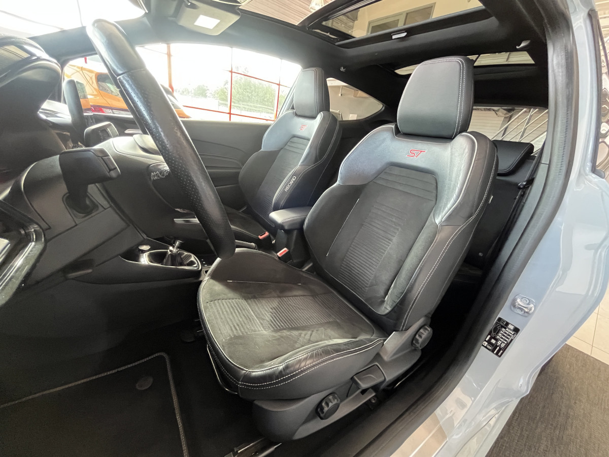 FORD FIESTA ST 1,5 200 PACK PERFORMANCE LAUNCH CONTROL DIFFERENTIEL TOIT PANO  GPS  KEYLESS APPLE CARPLAY FULL LED PARK PILOT BLUETOOTH HIFI B&O REGULATEUR LIMITEUR ECHAPPEMENT MILTEK EXCELLENT ETAT