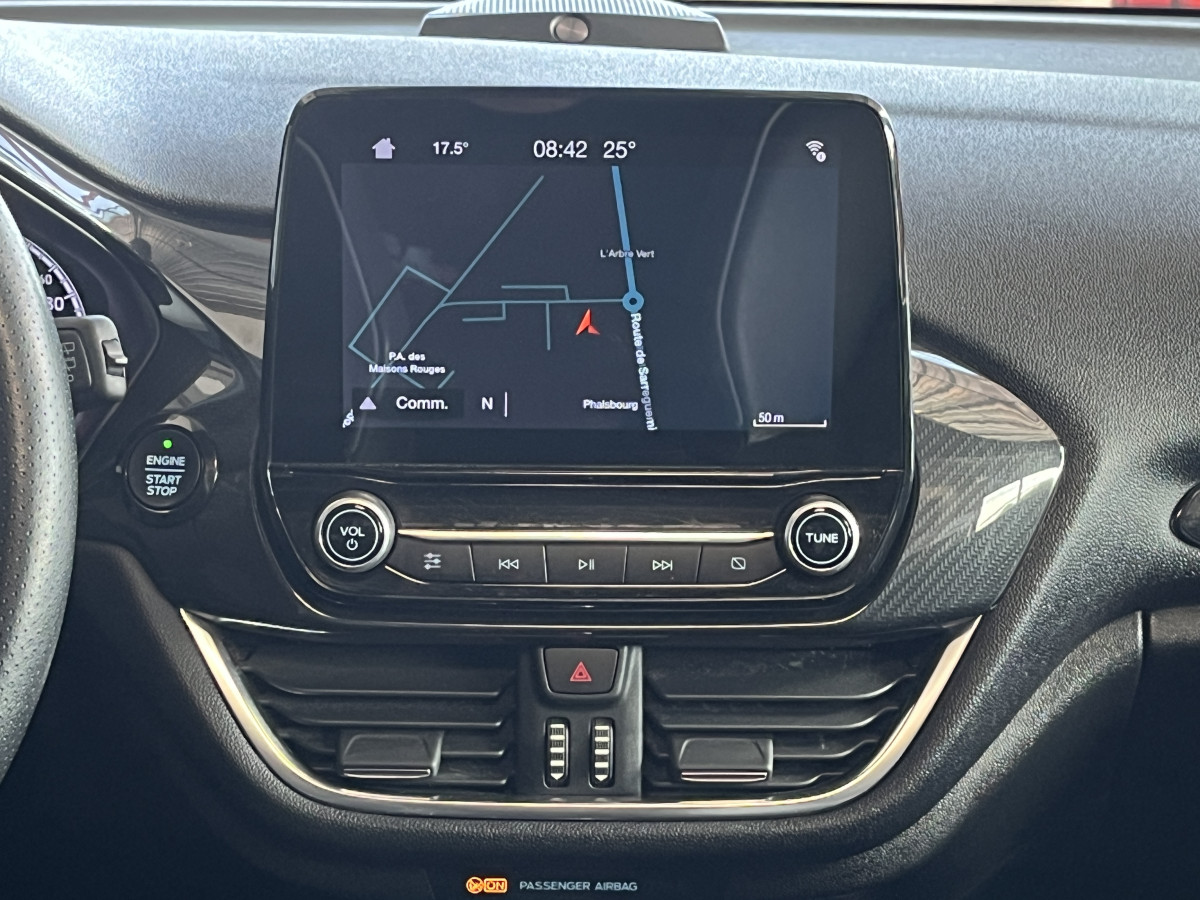 FORD FIESTA ST 1,5 200 PACK PERFORMANCE LAUNCH CONTROL DIFFERENTIEL TOIT PANO  GPS  KEYLESS APPLE CARPLAY FULL LED PARK PILOT BLUETOOTH HIFI B&O REGULATEUR LIMITEUR ECHAPPEMENT MILTEK EXCELLENT ETAT