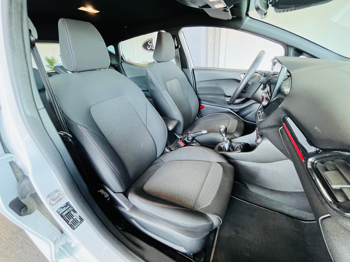 FORD FIESTA ST LINE 1,0 100 GPS APPLE CARPLAY HIFI B&O PARK PILOT KEYLESS ECHAPPEMENT MILTEK FEUX HALOGENE EXCELLENT ETAT