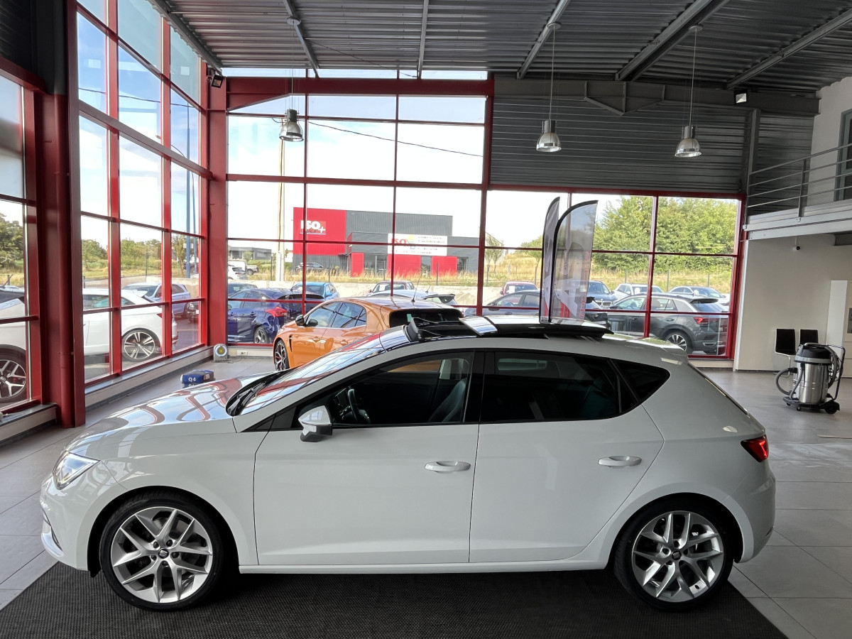SEAT LEON FR 1,8 TSI 180 TOIT PANORAMIQUE OUVRANT GPS ACC HIFI BEATS DRIVE PROFILE PARK PILOT SIEGE CUIR JANTES 18 FULL LED EXCELLENT ETAT