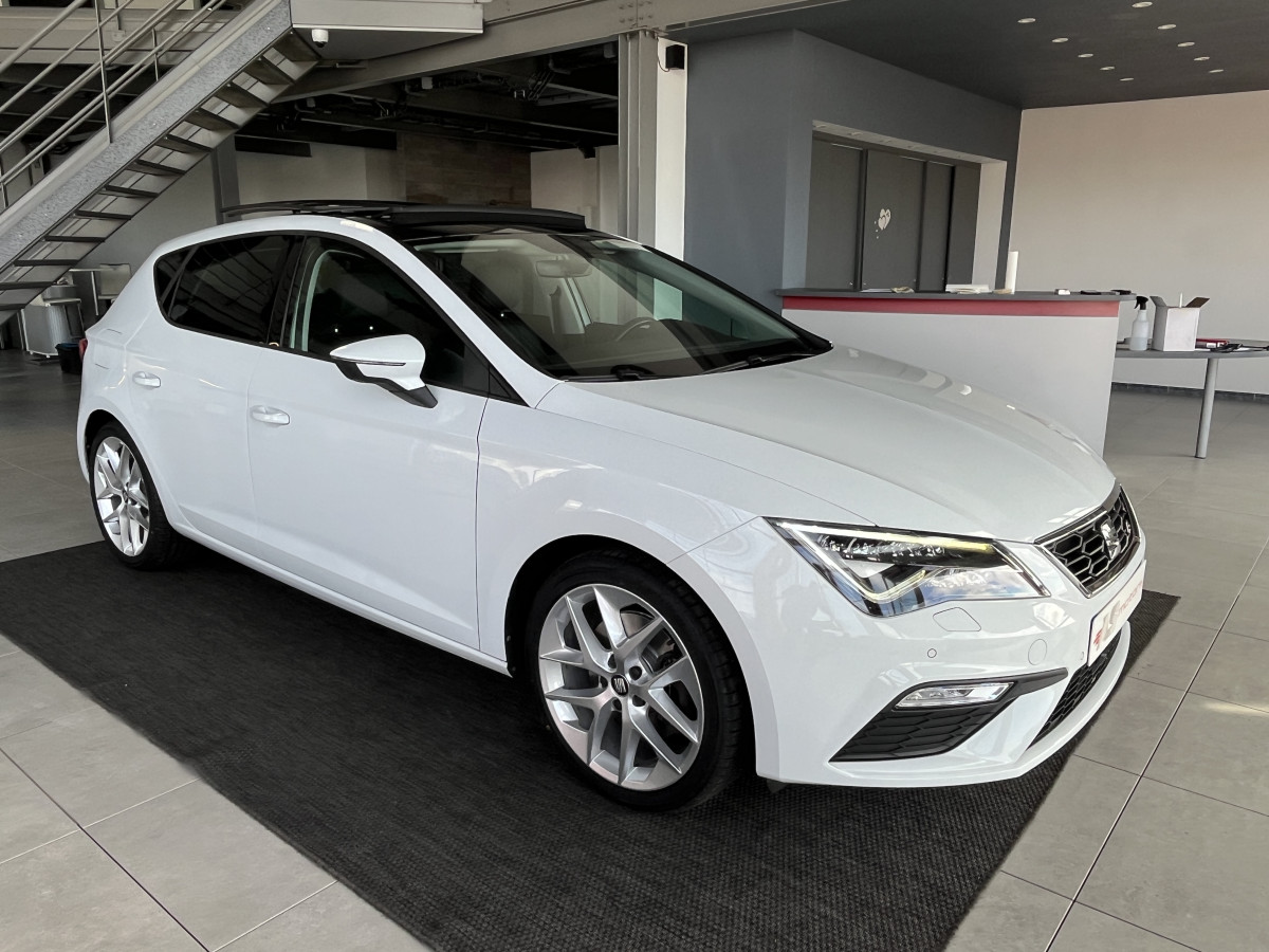 SEAT LEON FR 1,8 TSI 180 TOIT PANORAMIQUE OUVRANT GPS ACC HIFI BEATS DRIVE PROFILE PARK PILOT SIEGE CUIR JANTES 18 FULL LED EXCELLENT ETAT