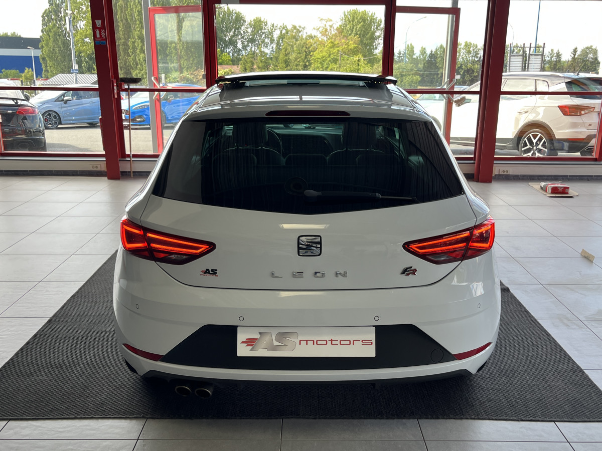 SEAT LEON FR 1,8 TSI 180 TOIT PANORAMIQUE OUVRANT GPS ACC HIFI BEATS DRIVE PROFILE PARK PILOT SIEGE CUIR JANTES 18 FULL LED EXCELLENT ETAT