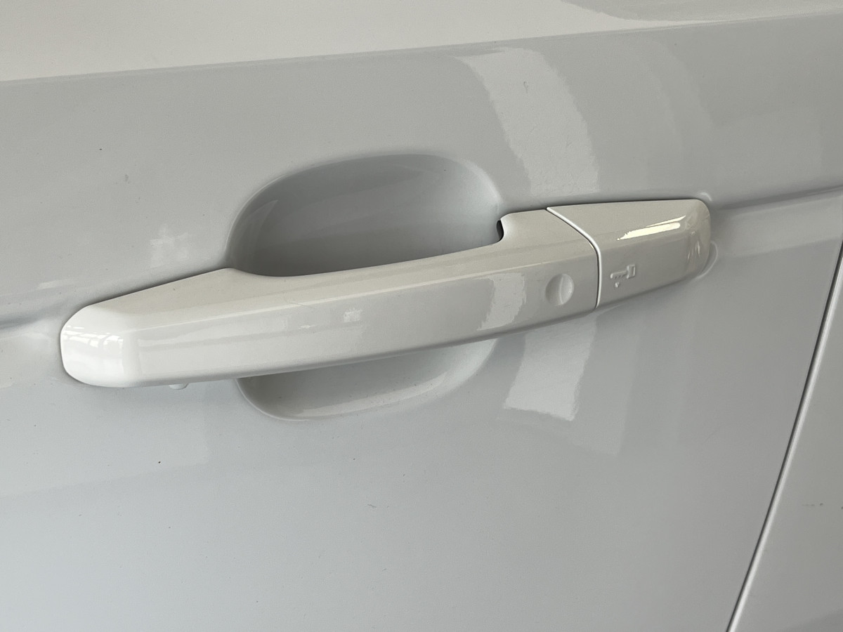 LAND ROVER RANGE ROVER SPORT 2,0 P400E PHEV 404 HSE 4X4  ATTELAGE TOIT PANORAMIQUE GPS CAMERA KEYLESS  REGULATEUR LIMITEUR HIFI MERIDIAN PHARES  MATRIX LED SUSPENSION PNEUMATIQUE JANTE 21 EXCELLENT ETAT
