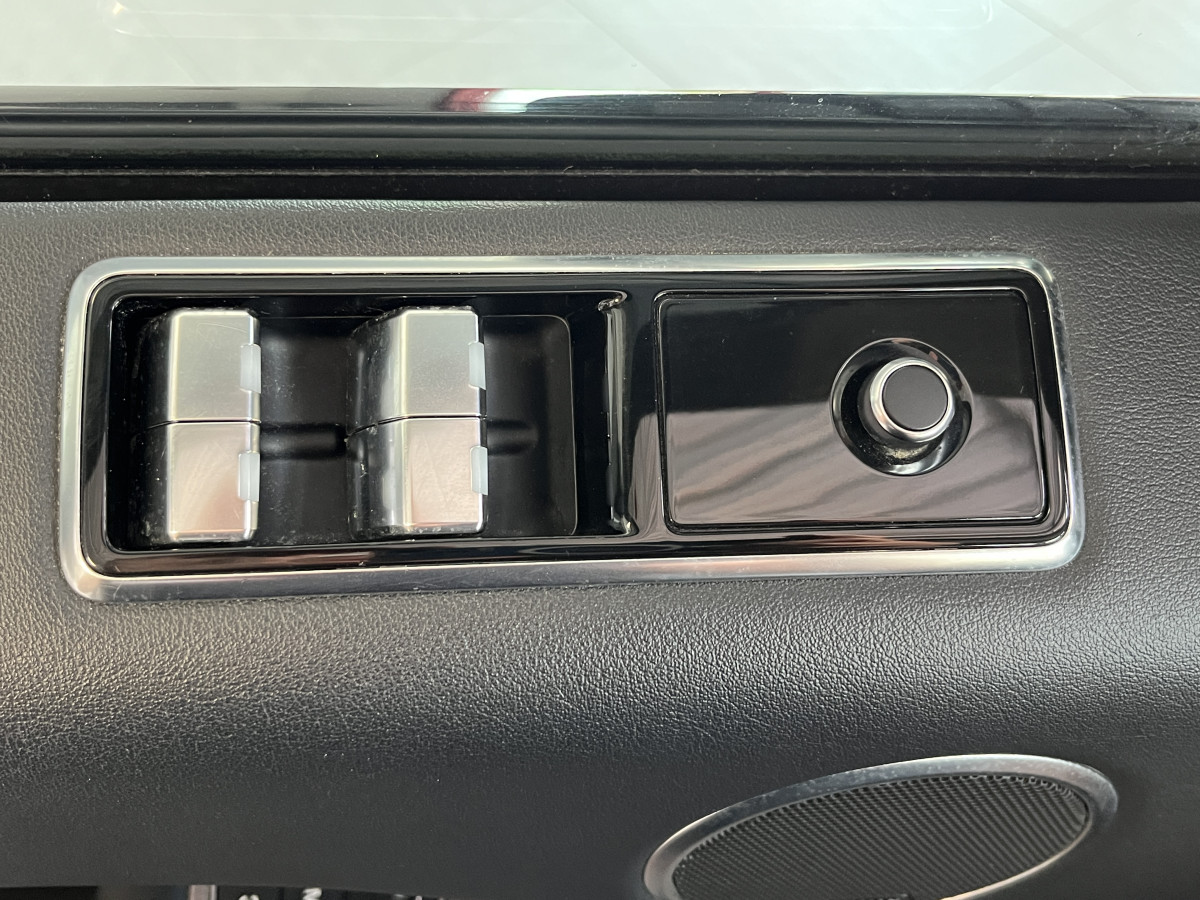 LAND ROVER RANGE ROVER SPORT 2,0 P400E PHEV 404 HSE 4X4  ATTELAGE TOIT PANORAMIQUE GPS CAMERA KEYLESS  REGULATEUR LIMITEUR HIFI MERIDIAN PHARES  MATRIX LED SUSPENSION PNEUMATIQUE JANTE 21 EXCELLENT ETAT