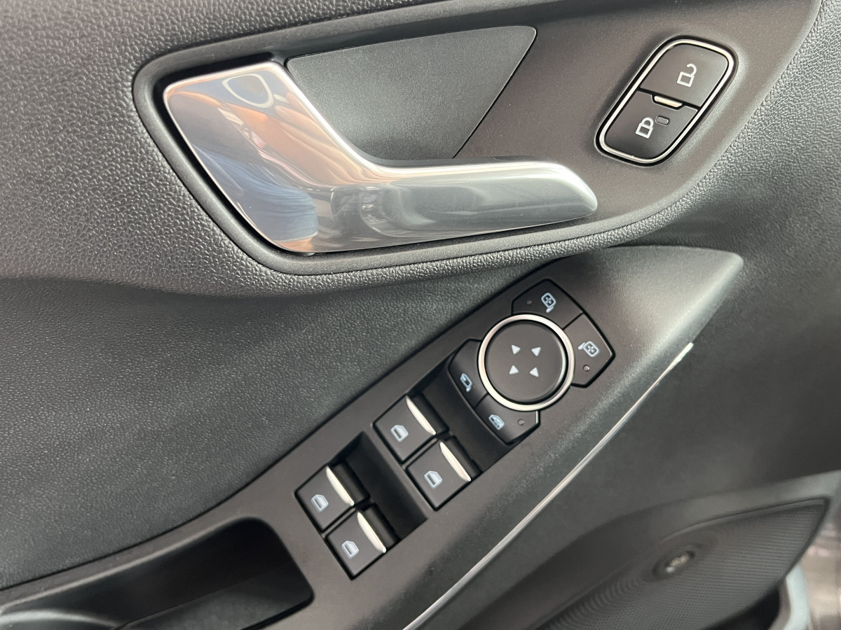FORD FIESTA ST 1,5 200 PACK PERFORMANCE DIFFERENTIEL + LAUNCH CONTROL  TOIT PANO  APPLE CARPLAY FULL LED ECHAPPEMENT MILTEK BLUETOOTH KEYLESS  HIFI B&O REGULATEUR LIMITEUR PARK PILOT PACK HIVER JANTES 18 EXCELLENT ETAT