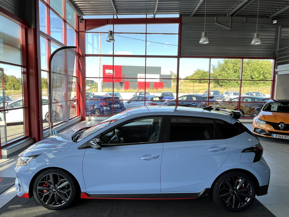 HYUNDAI I20 N 1,6 T-GDI 204 GPS CAMERA APPLE CARPLAY REGULATEUR LIMITEUR KEYLESS VIRTUAL COCKPIT DRIVE SELECT HIFI BOSE FULL LED DIFFERENTIEL A GLISSEMENT ETAT NEUF