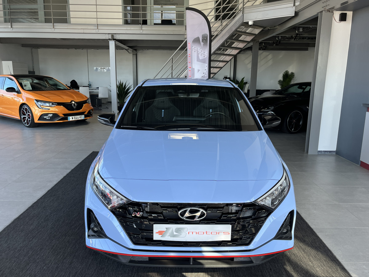HYUNDAI I20 N 1,6 T-GDI 204 GPS CAMERA APPLE CARPLAY REGULATEUR LIMITEUR KEYLESS VIRTUAL COCKPIT DRIVE SELECT HIFI BOSE FULL LED DIFFERENTIEL A GLISSEMENT ETAT NEUF