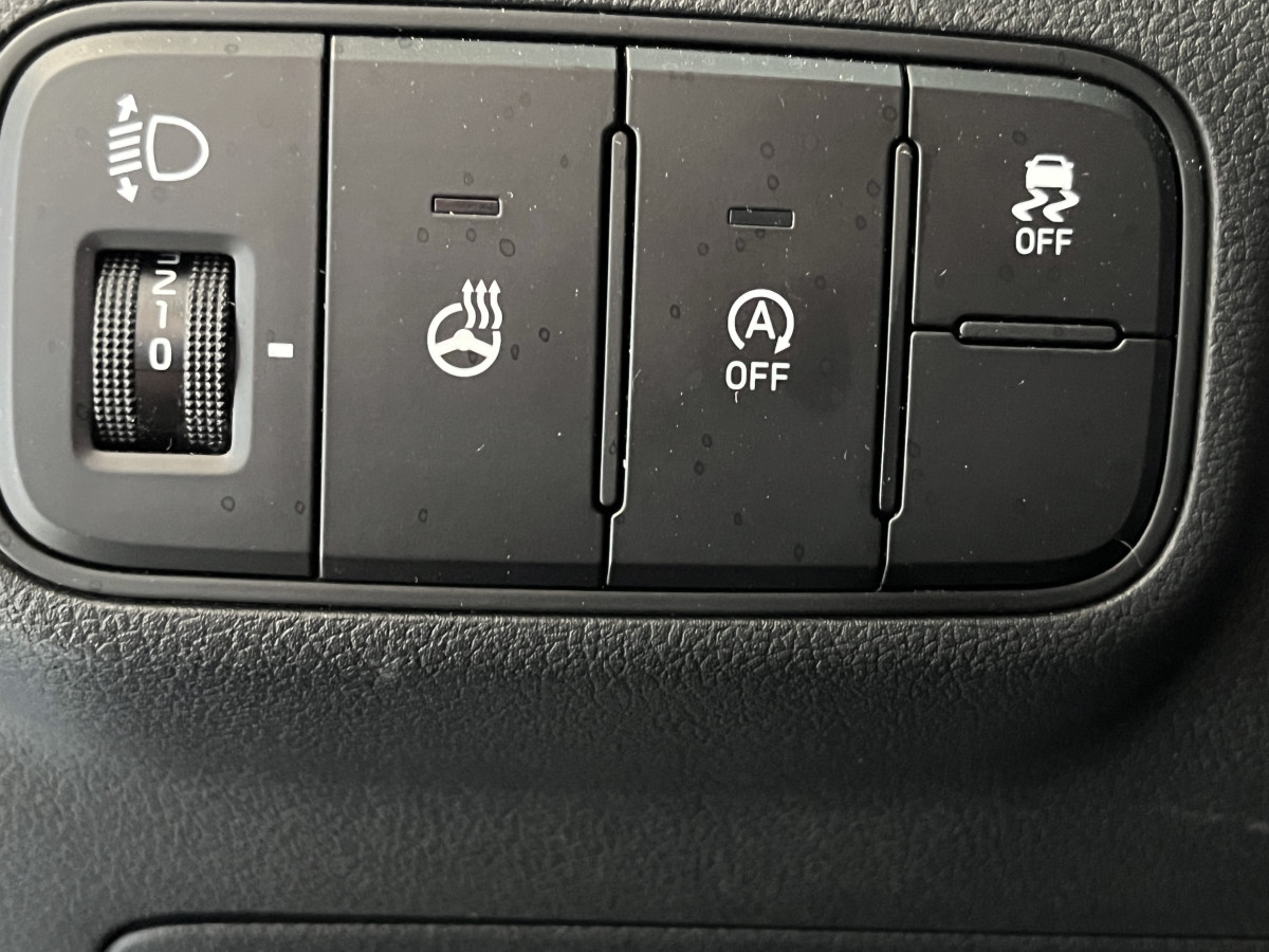 HYUNDAI I20 N 1,6 T-GDI 204 GPS CAMERA APPLE CARPLAY REGULATEUR LIMITEUR KEYLESS VIRTUAL COCKPIT DRIVE SELECT HIFI BOSE FULL LED DIFFERENTIEL A GLISSEMENT ETAT NEUF