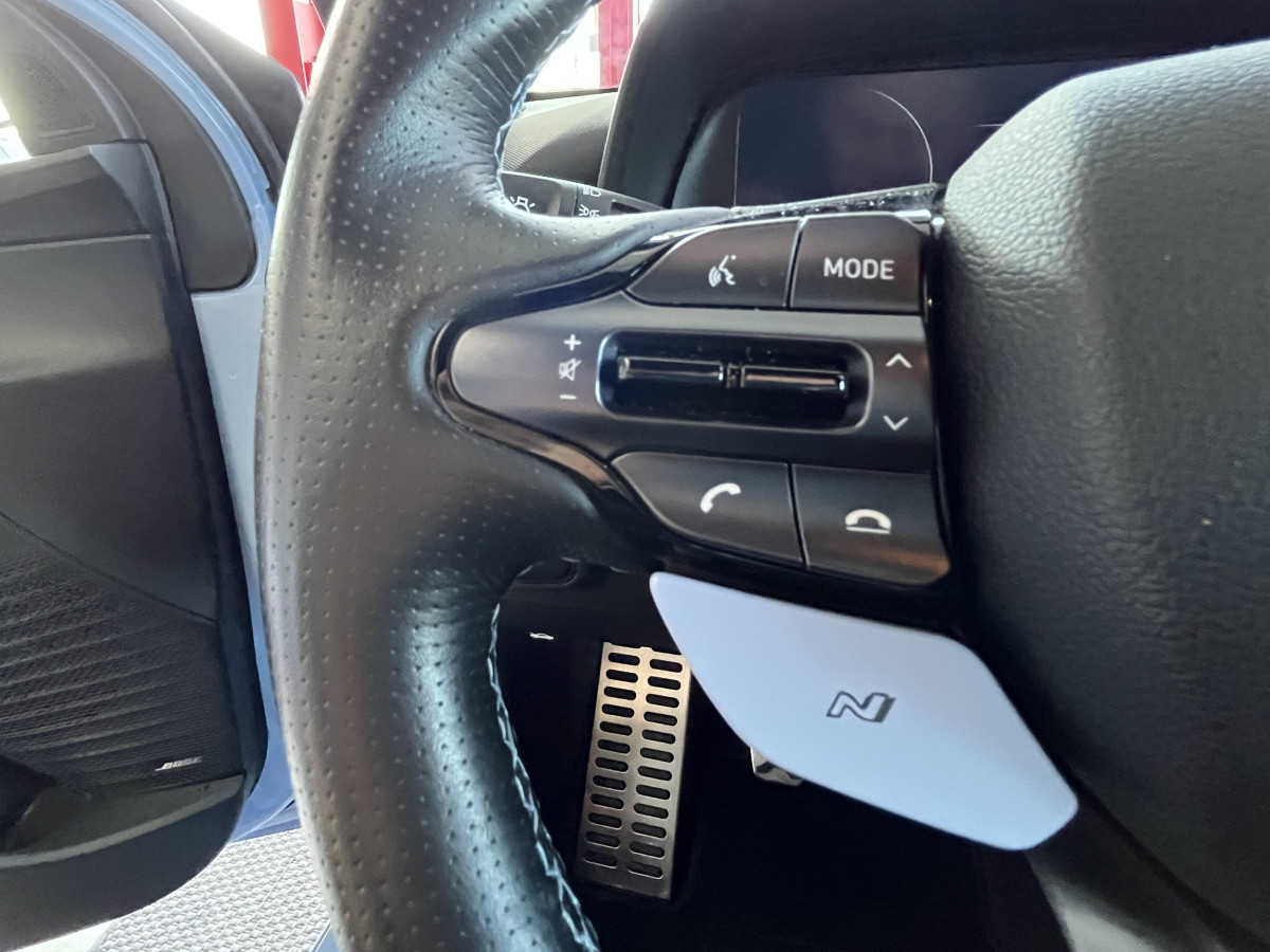 HYUNDAI I20 N 1,6 T-GDI 204 GPS CAMERA APPLE CARPLAY REGULATEUR LIMITEUR KEYLESS VIRTUAL COCKPIT DRIVE SELECT HIFI BOSE FULL LED DIFFERENTIEL A GLISSEMENT ETAT NEUF