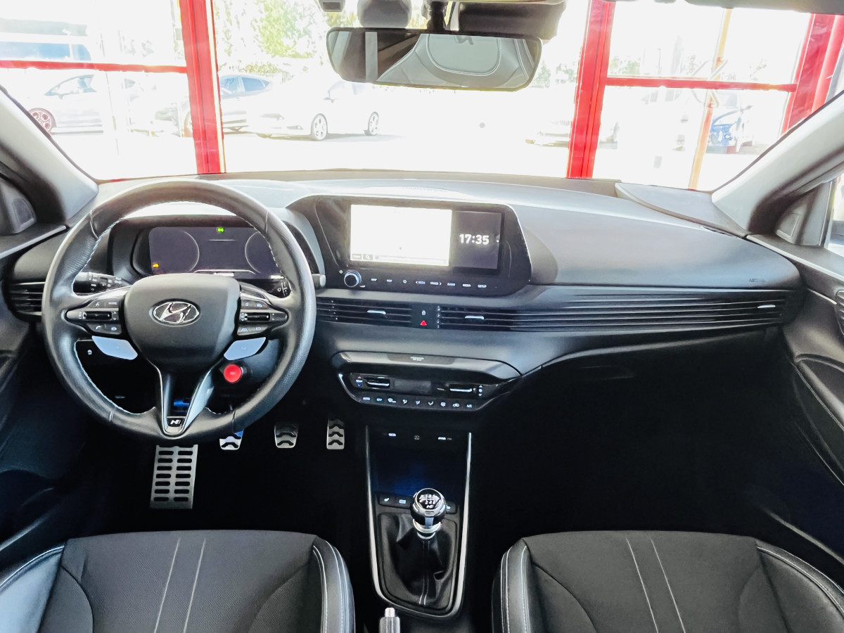 HYUNDAI I20 N 1,6 T-GDI 204 GPS CAMERA APPLE CARPLAY REGULATEUR LIMITEUR KEYLESS VIRTUAL COCKPIT DRIVE SELECT HIFI BOSE FULL LED DIFFERENTIEL A GLISSEMENT ETAT NEUF