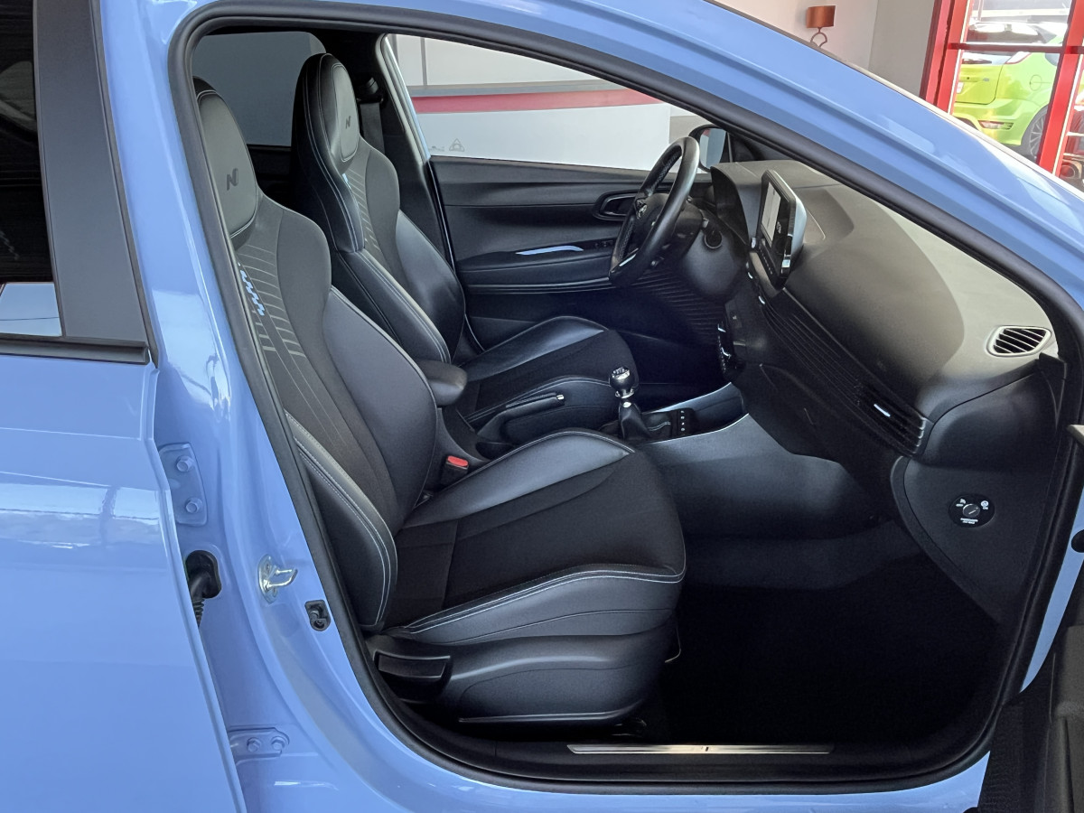 HYUNDAI I20 N 1,6 T-GDI 204 GPS CAMERA APPLE CARPLAY REGULATEUR LIMITEUR KEYLESS VIRTUAL COCKPIT DRIVE SELECT HIFI BOSE FULL LED DIFFERENTIEL A GLISSEMENT ETAT NEUF