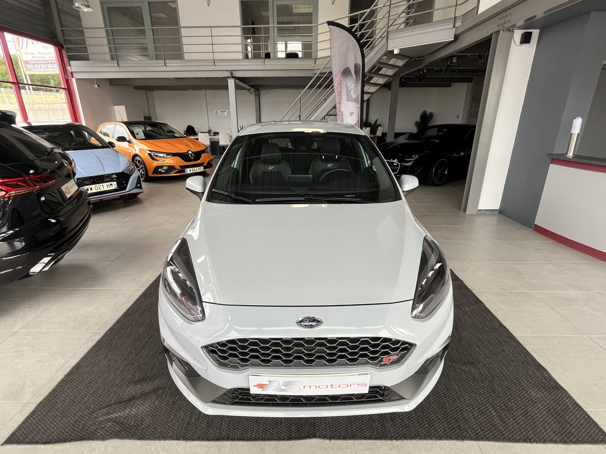 FORD FIESTA ST 1,5 200 PACK PERFORMANCE DIFFERENTIEL LAUNCH CONTROL GPS  APPLE CARPLAY FULL LED KEYLESS BLUETOOTH HIFI B&O REGULATEUR LIMITEUR PACK HIVER ECHAPPEMENT MILTEK EXCELLENT ETAT.