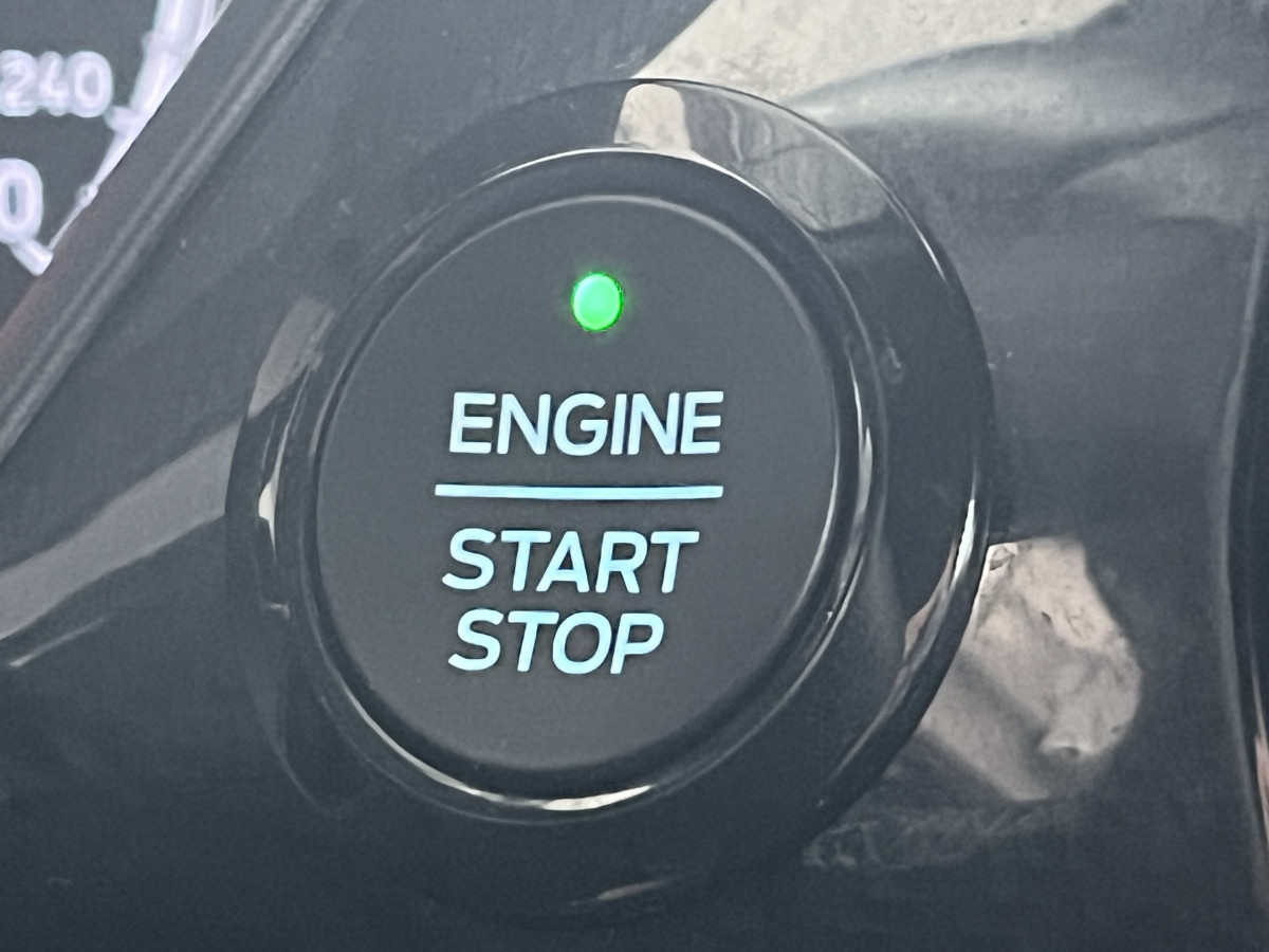 FORD FIESTA ST 1,5 200 PACK PERFORMANCE DIFFERENTIEL LAUNCH CONTROL GPS  APPLE CARPLAY FULL LED KEYLESS BLUETOOTH HIFI B&O REGULATEUR LIMITEUR PACK HIVER ECHAPPEMENT MILTEK EXCELLENT ETAT.