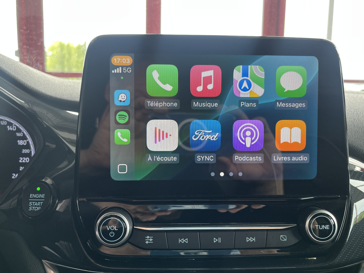 FORD FIESTA ST 1,5 200 PACK PERFORMANCE DIFFERENTIEL LAUNCH CONTROL GPS  APPLE CARPLAY FULL LED KEYLESS BLUETOOTH HIFI B&O REGULATEUR LIMITEUR PACK HIVER ECHAPPEMENT MILTEK EXCELLENT ETAT.