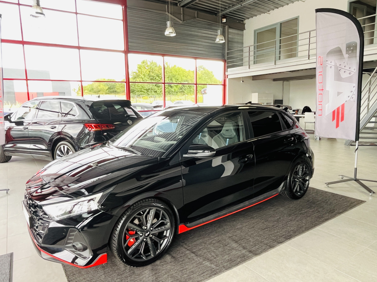 HYUNDAI I20 N 1,6 T-GDI 204 GPS CAMERA APPLE CARPLAY REGULATEUR LIMITEUR KEYLESS VIRTUAL COCKPIT DRIVE SELECT HIFI BOSE FULL LED DIFFERENTIEL A GLISSEMENT ETAT NEUF