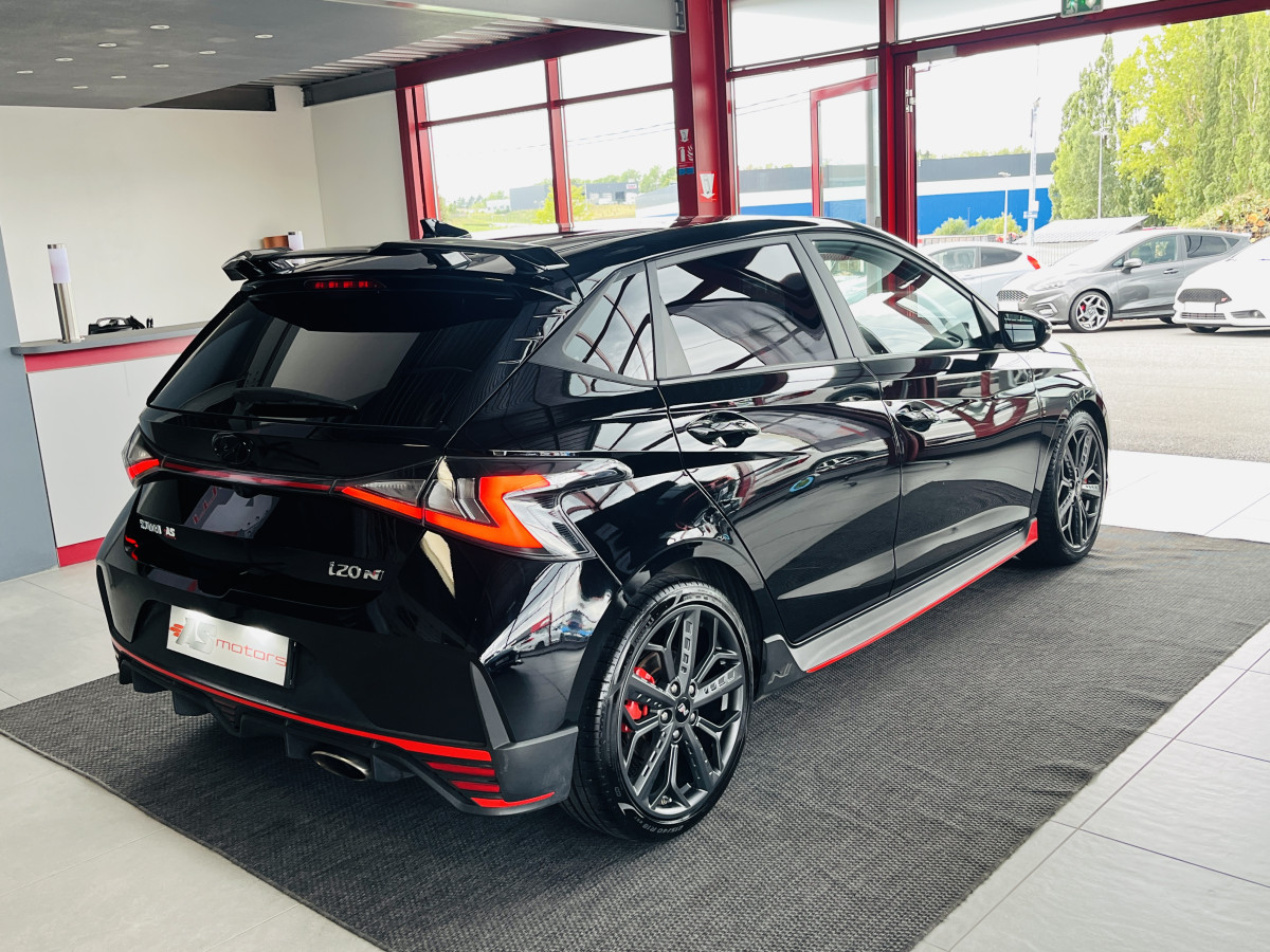 HYUNDAI I20 N 1,6 T-GDI 204 GPS CAMERA APPLE CARPLAY REGULATEUR LIMITEUR KEYLESS VIRTUAL COCKPIT DRIVE SELECT HIFI BOSE FULL LED DIFFERENTIEL A GLISSEMENT ETAT NEUF