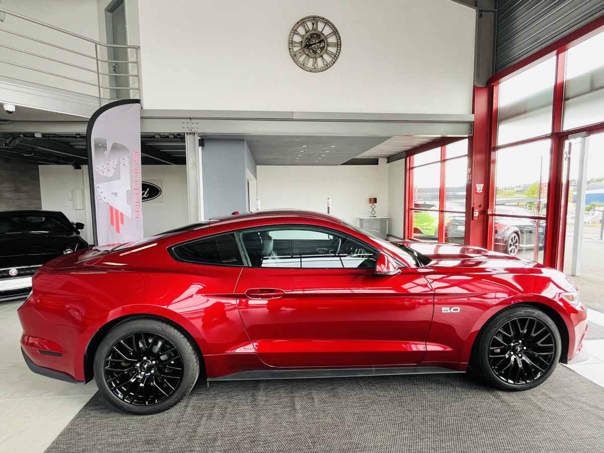 FORD MUSTANG FASTBACK 5,0 V8 421 GT GPS CAMERA REGULATEUR LIMITEUR KEYLESS ECHAPPEMENT A CLAPET  PARK PILOT APPLE CARPLAY FEUX BI-XENON  EXCELLENT ETAT