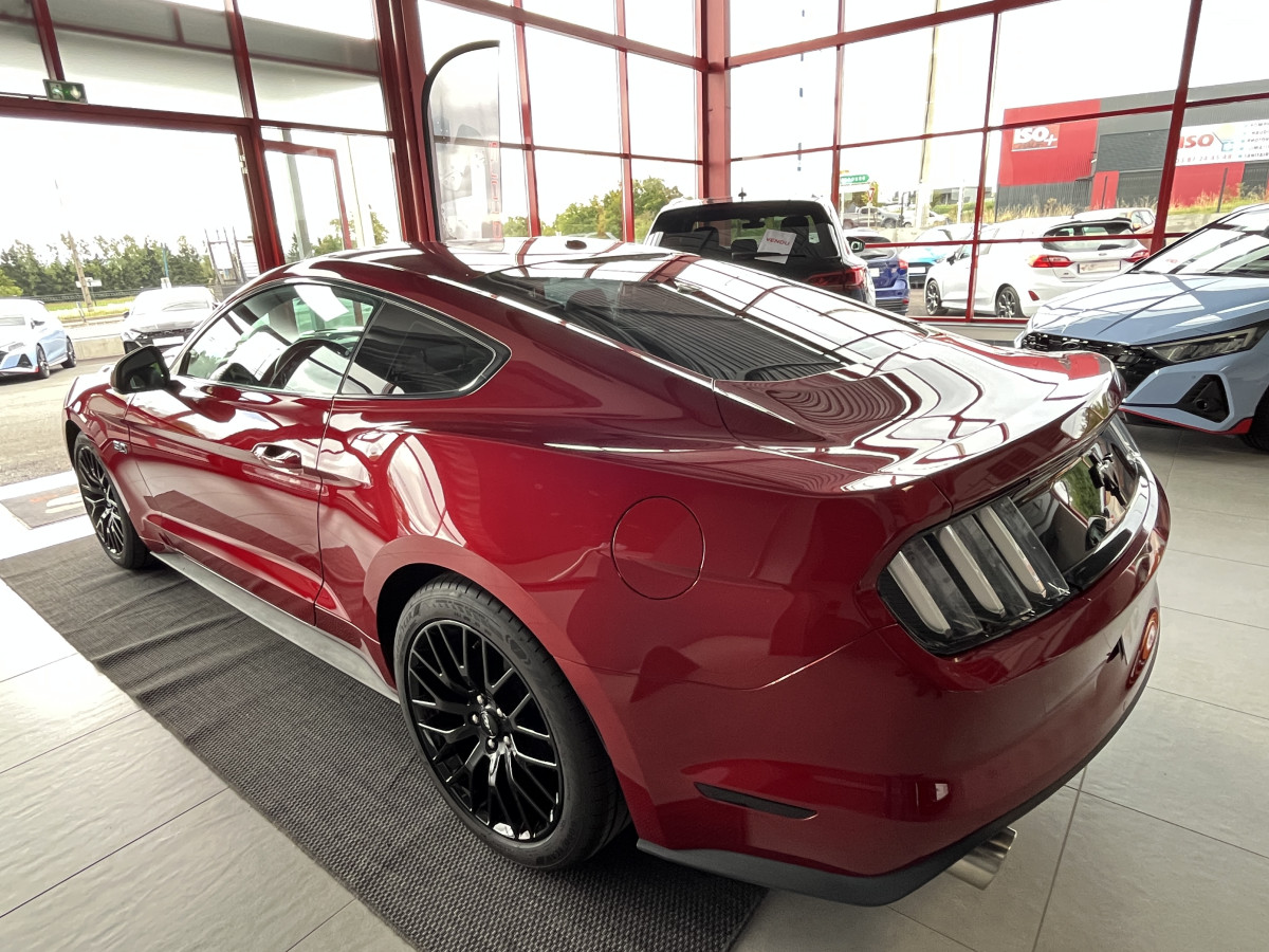 FORD MUSTANG FASTBACK 5,0 V8 421 GT GPS CAMERA REGULATEUR LIMITEUR KEYLESS ECHAPPEMENT A CLAPET  PARK PILOT APPLE CARPLAY FEUX BI-XENON  EXCELLENT ETAT