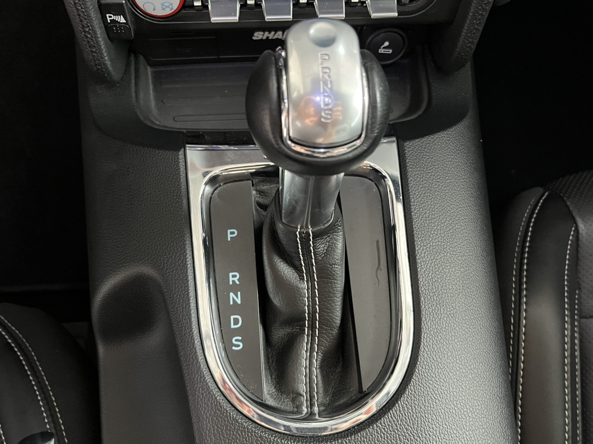 FORD MUSTANG FASTBACK 5,0 V8 421 GT GPS CAMERA REGULATEUR LIMITEUR KEYLESS ECHAPPEMENT A CLAPET  PARK PILOT APPLE CARPLAY FEUX BI-XENON  EXCELLENT ETAT