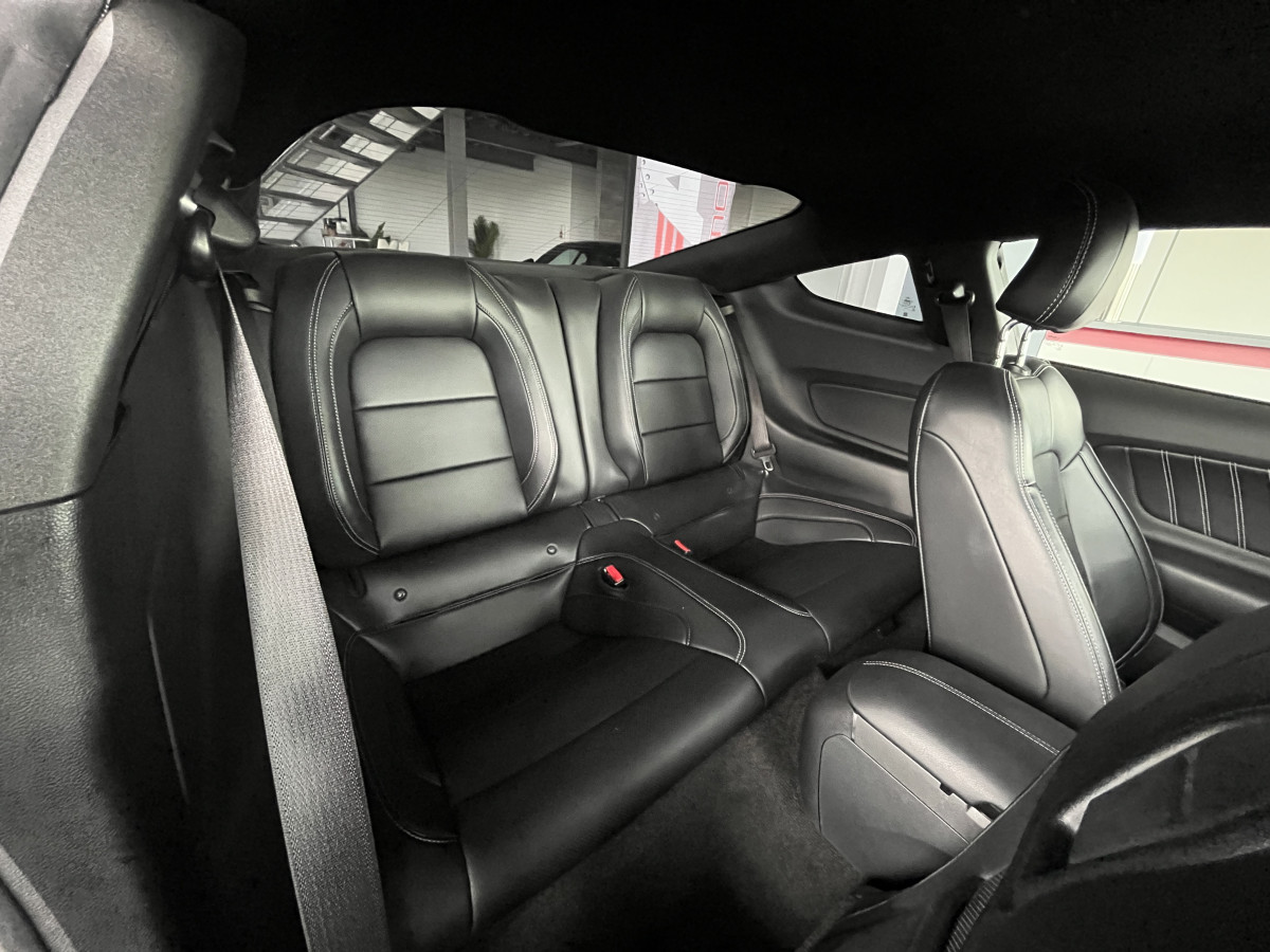 FORD MUSTANG FASTBACK 5,0 V8 421 GT GPS CAMERA REGULATEUR LIMITEUR KEYLESS ECHAPPEMENT A CLAPET  PARK PILOT APPLE CARPLAY FEUX BI-XENON  EXCELLENT ETAT